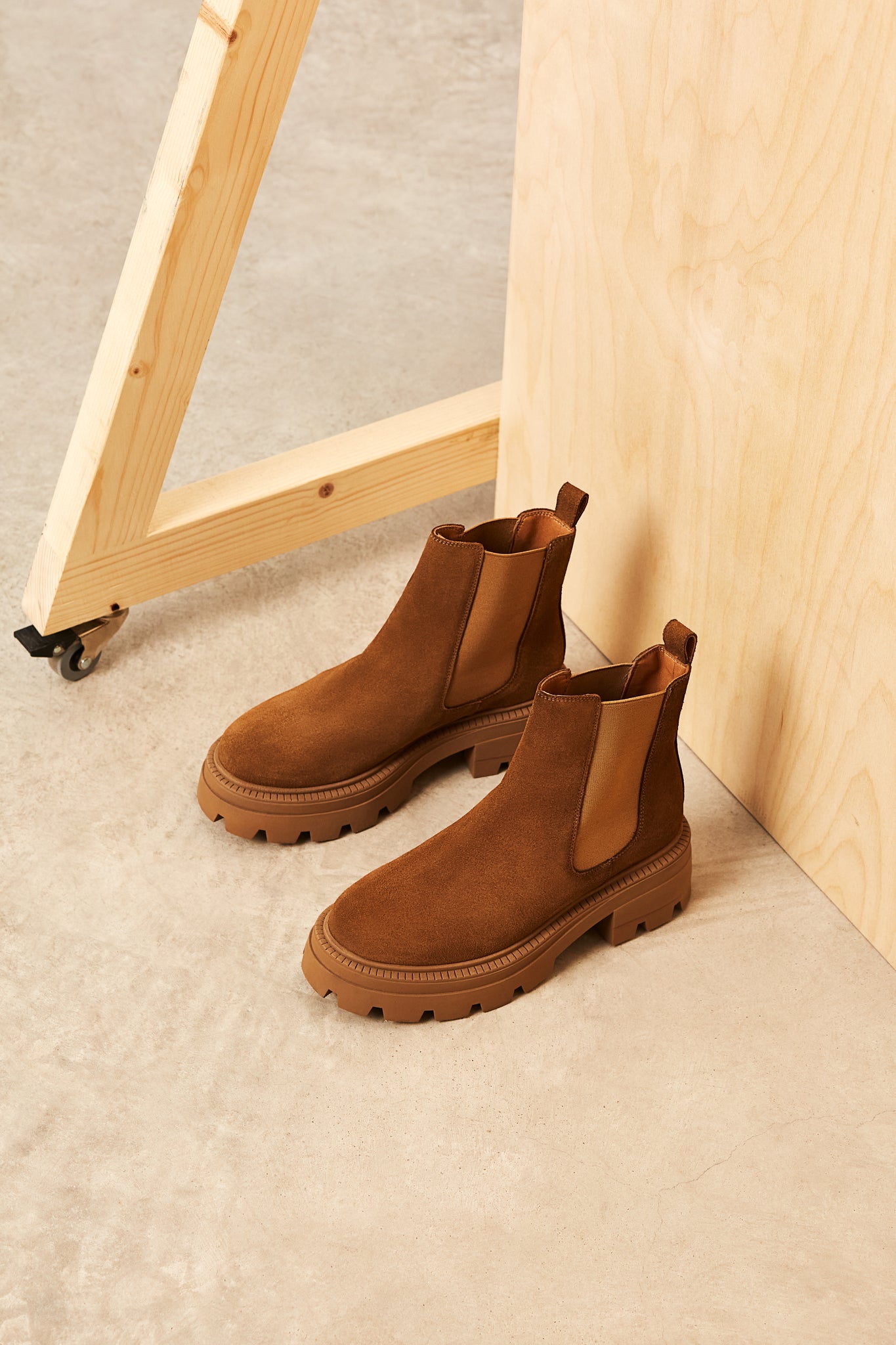 LYRA VISON KMB shoes