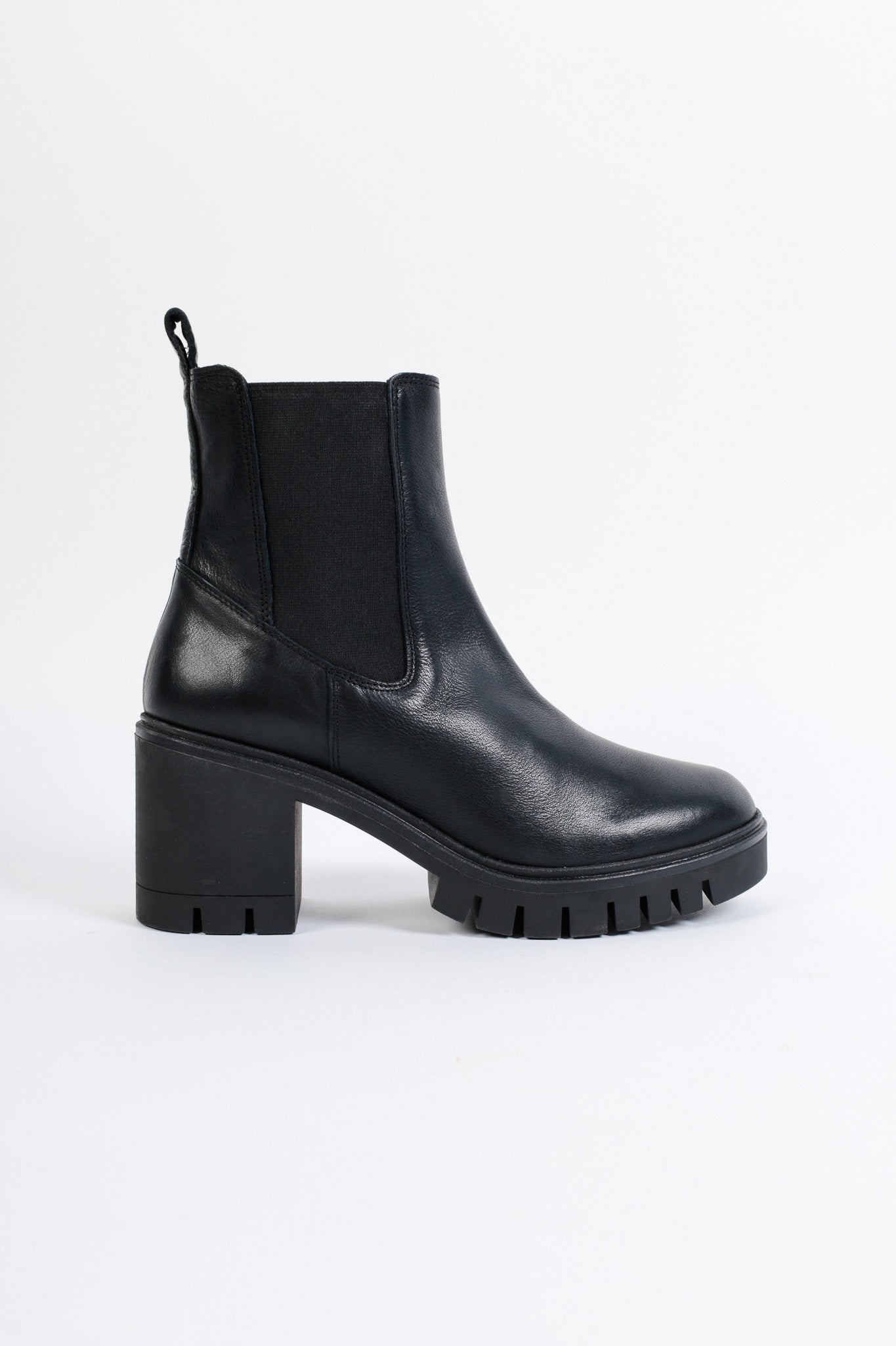 LIBY BLACK - Heeled Boots with Elastic and Notched Sole KMB shoes