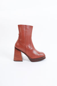 LUCY BRICK KMB shoes