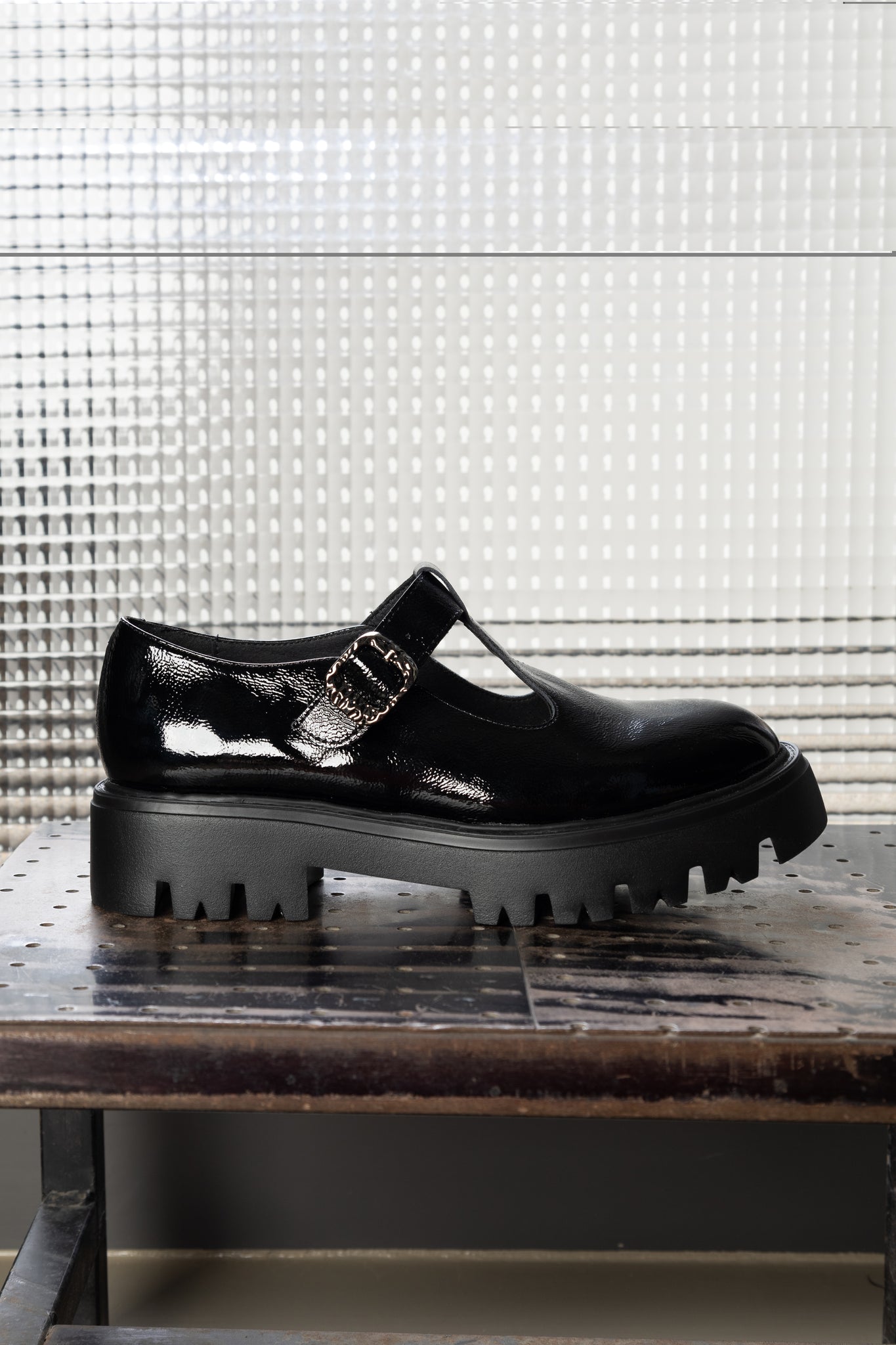 SALOME GLOSSY BLACK- Extra Light T-Bar Leather Shoes – KMB shoes