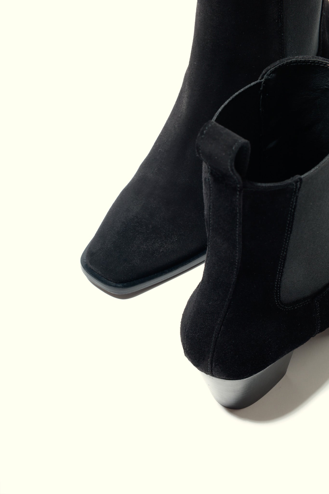 RAY BLACK – Square Toe Ankle Boots with Sculptural Heel KMB shoes