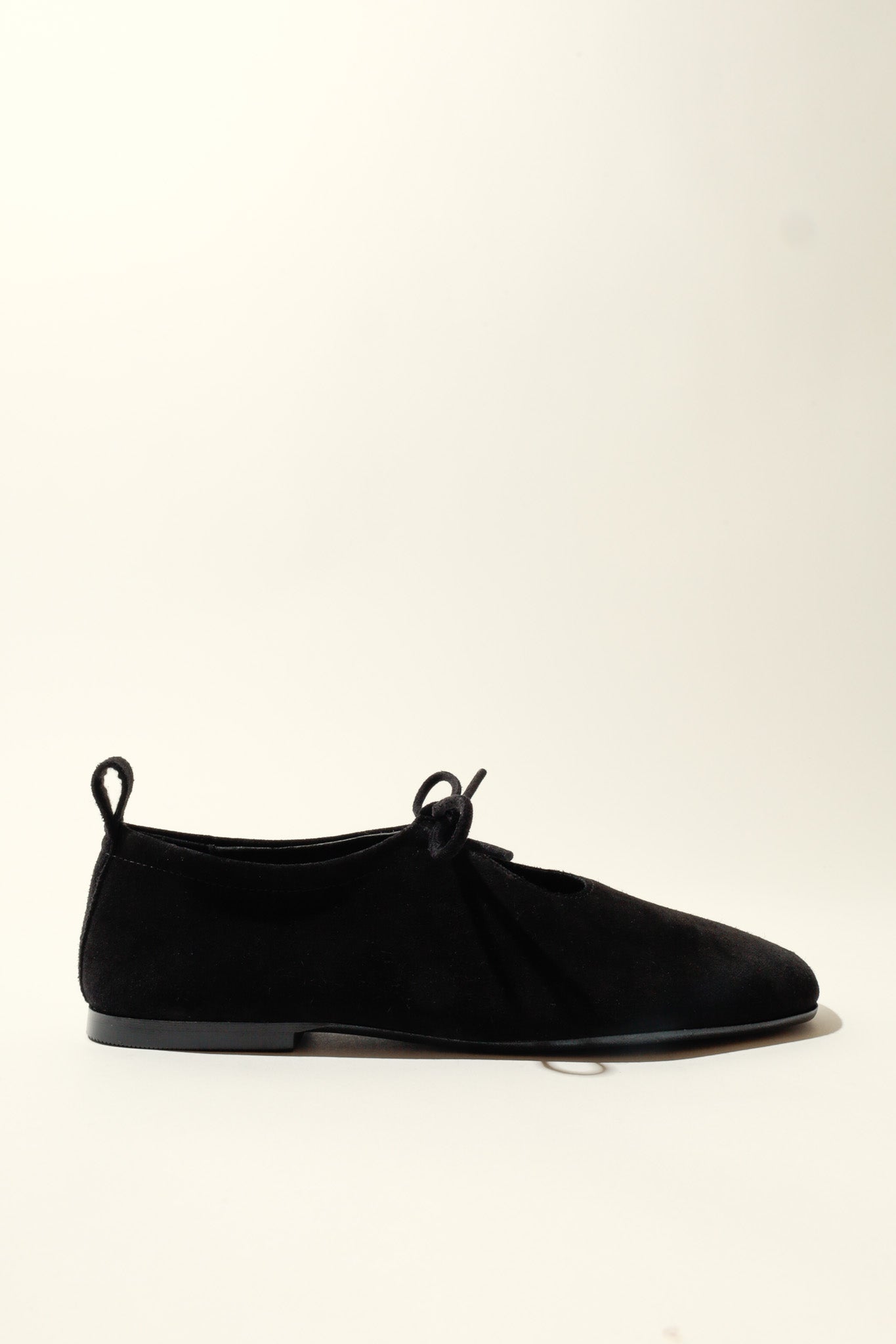 KATY BLACK – Soft Leather Flats with Front Tie KMB shoes