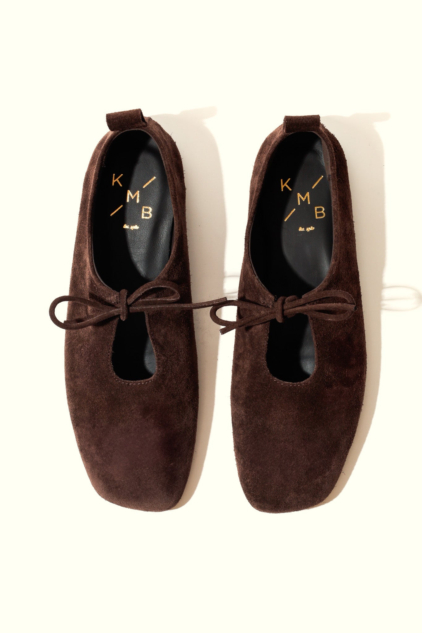 KATY CHOCOLATE – Soft Leather Flats with Front Tie KMB shoes