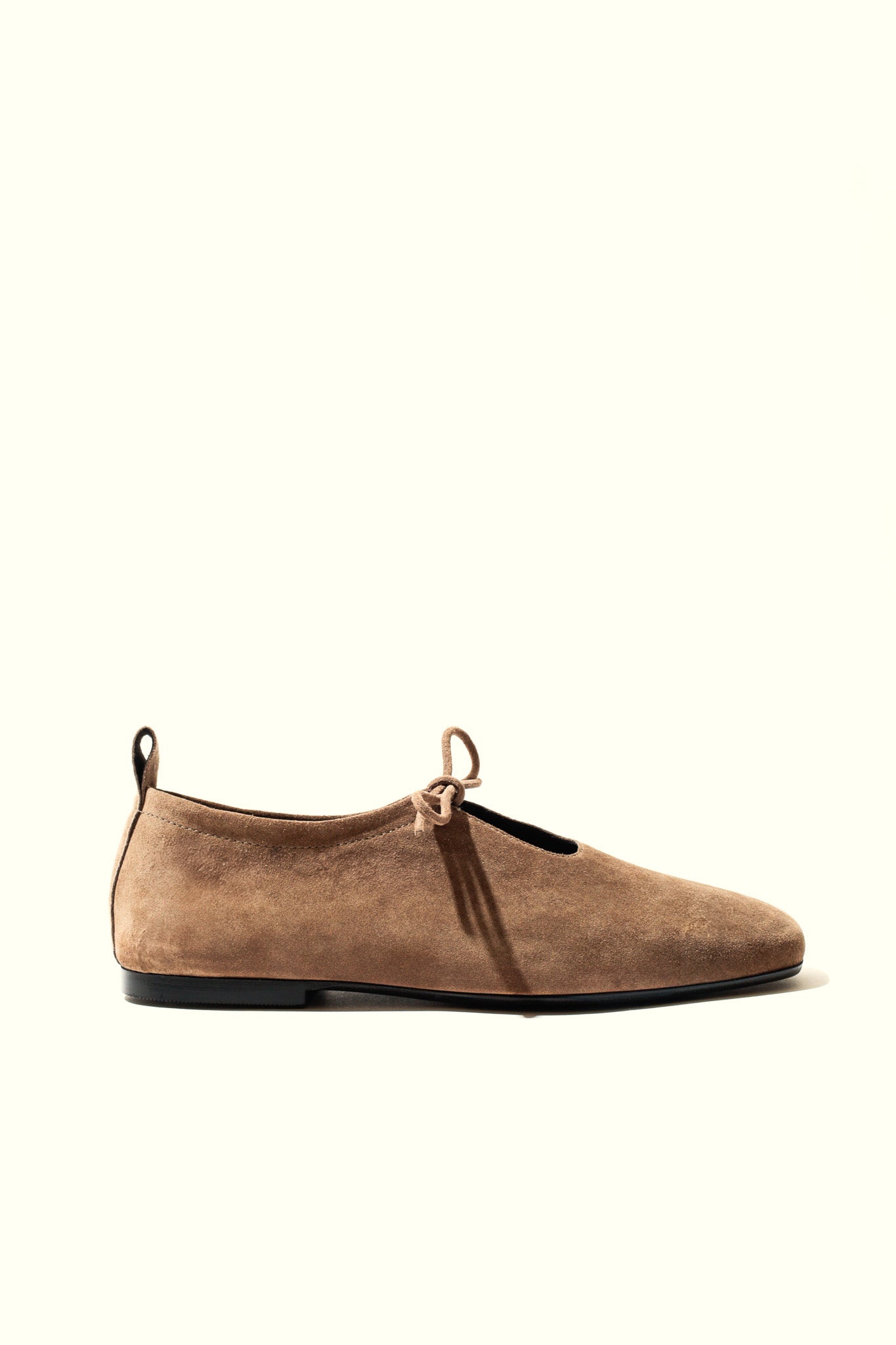 KATY TAUPE – Soft Leather Flats with Front Tie KMB shoes