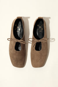 KATY TAYPE – Soft Leather Flats with Front Tie KMB shoes
