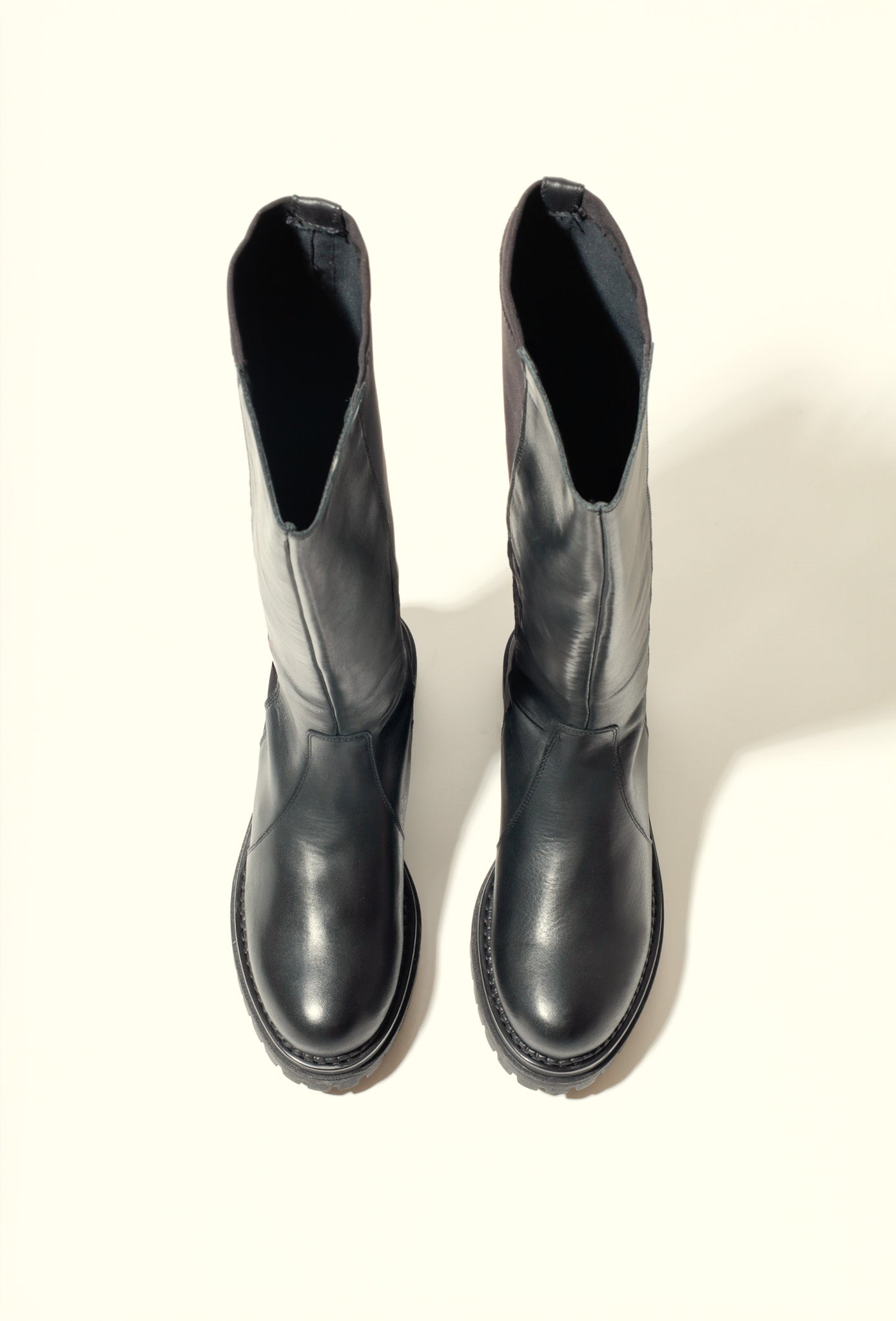 AITANA BLACK – Knee-High Leather Boots with Stretch Back Panel KMB shoes