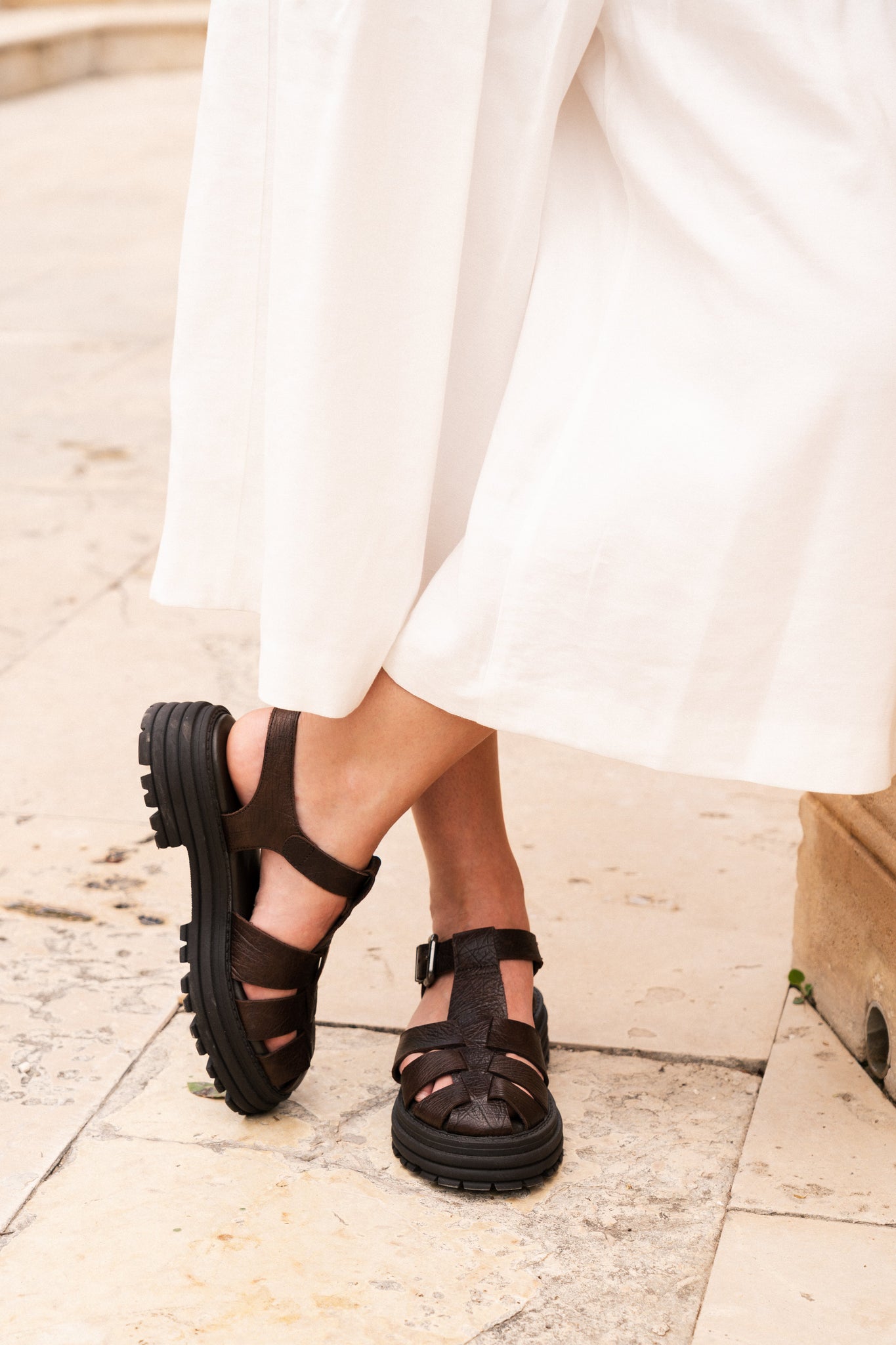 CALA CHOCOLATE - Chunky Fisherman Sandals – KMB shoes