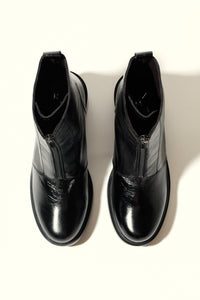 NOELIA BLACK – Cracked Leather Front-Zip Ankle Boots KMB shoes