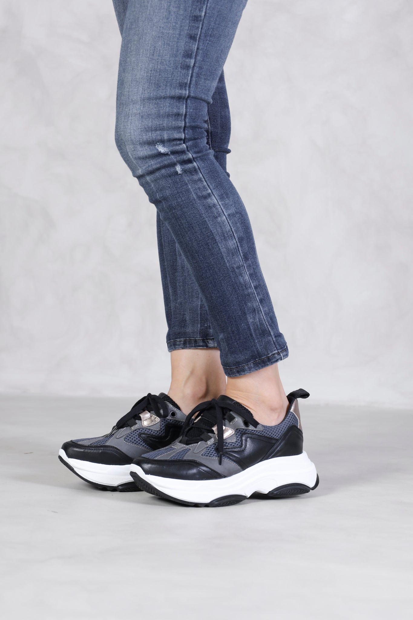 Kmb Shoes Geox Kirya Sneaker VICTORIA SCHWARZ – KMB Shoes