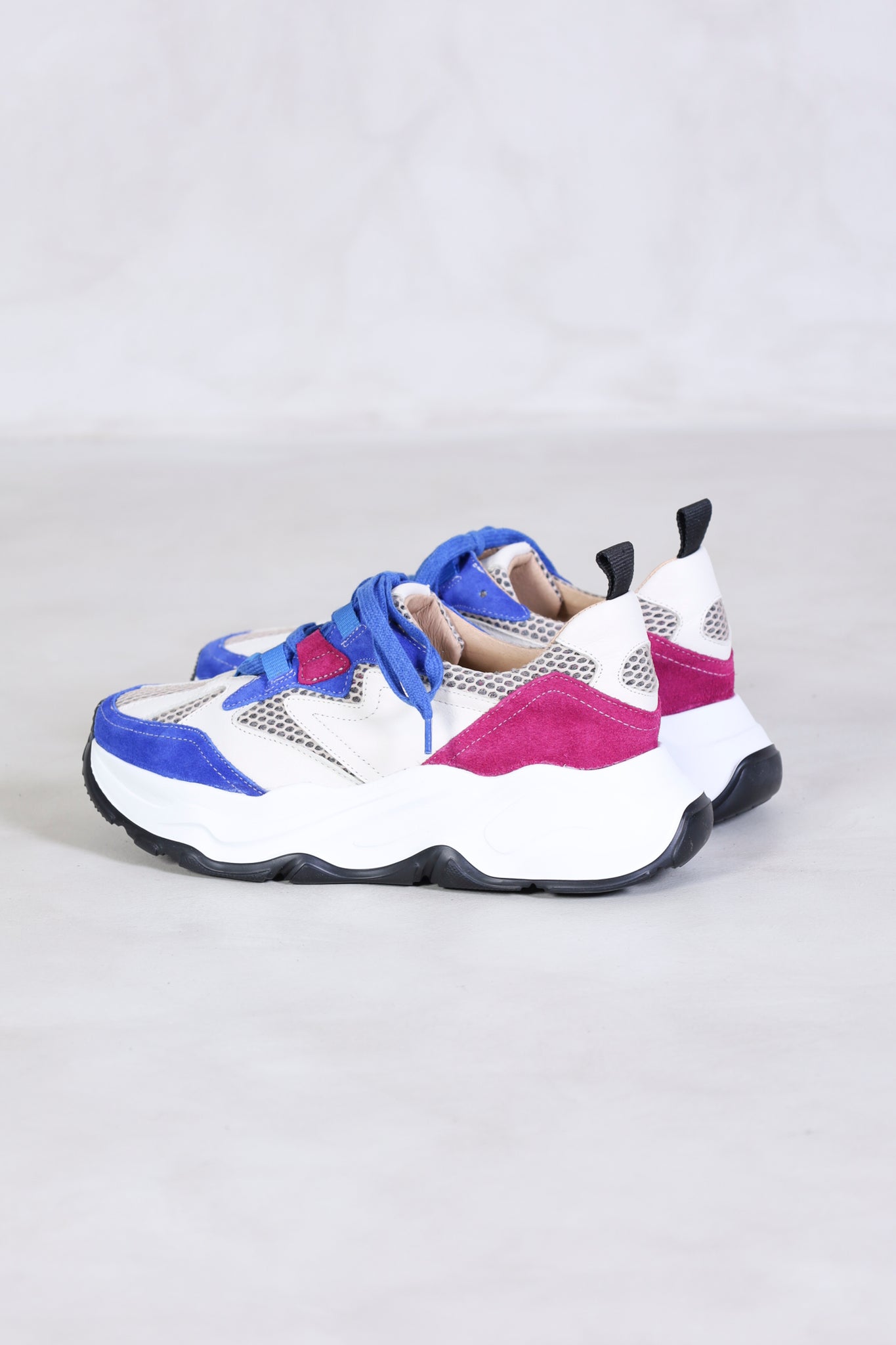 VICTORIA BLUE KMB shoes