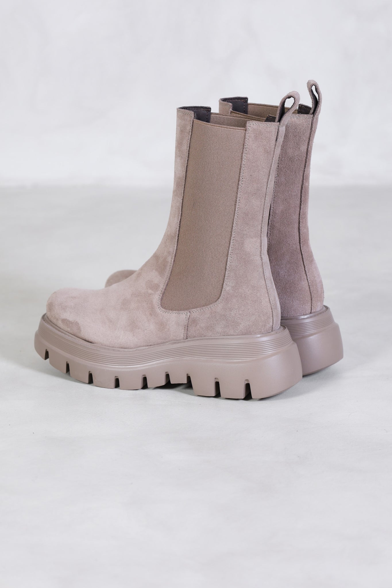 SUSAN TAUPE KMB shoes