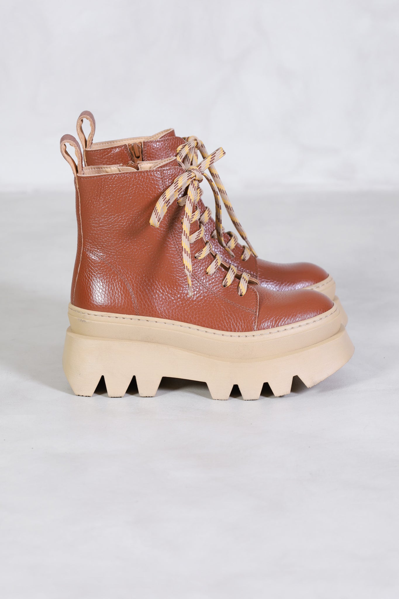 KMB 010 KMB shoes